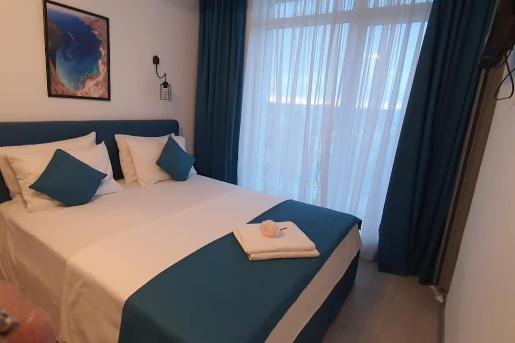 Luxury Seaview 2 Bedrooms Alezzy Resort Năvodari Exteriör bild